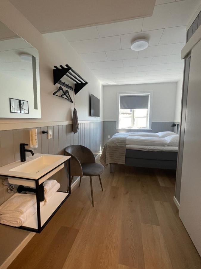 Annex Bed & Breakfast เฟรเดริกส์ฮัฟน์ ภายนอก รูปภาพ