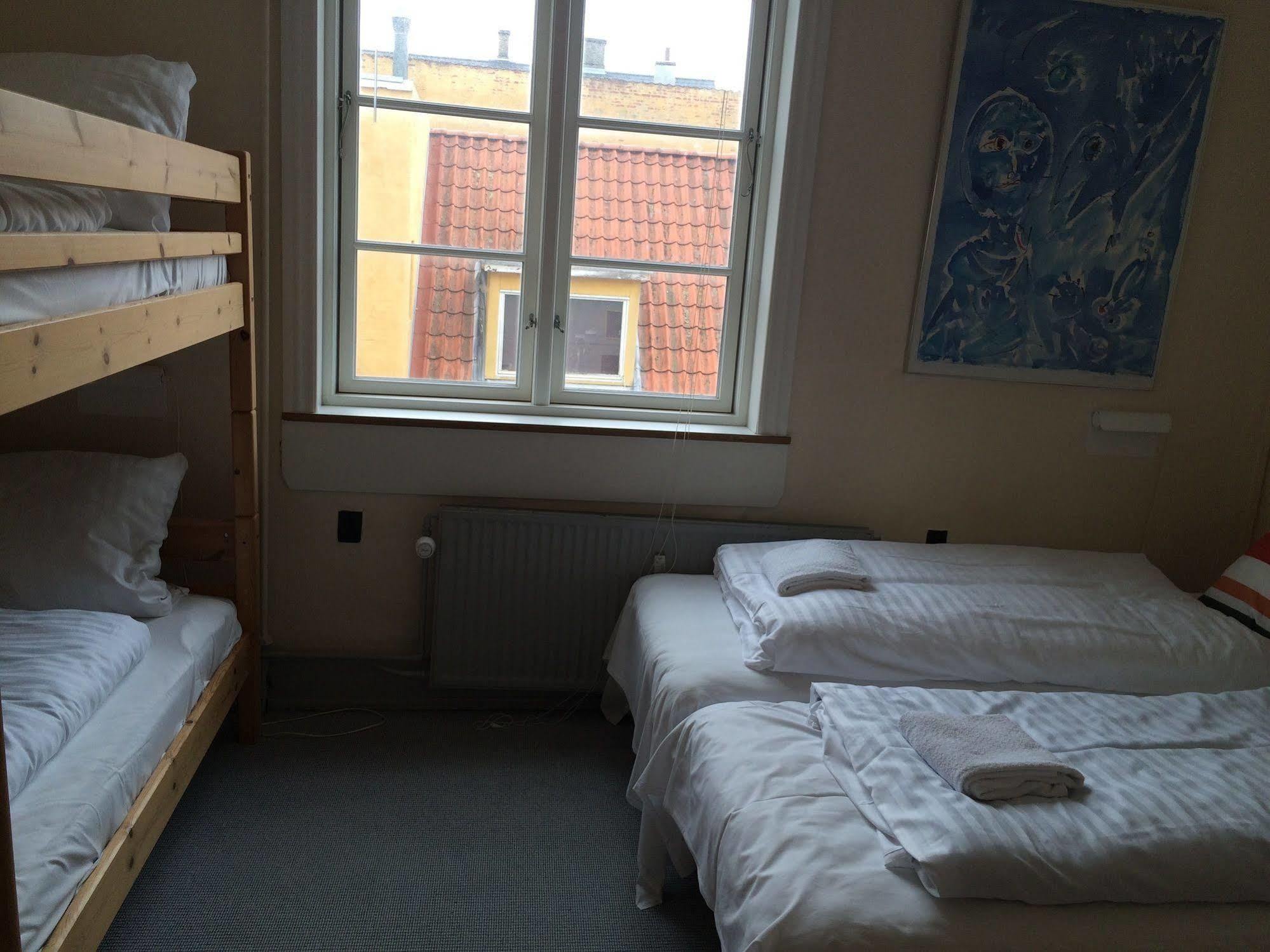 Annex Bed & Breakfast เฟรเดริกส์ฮัฟน์ ภายนอก รูปภาพ
